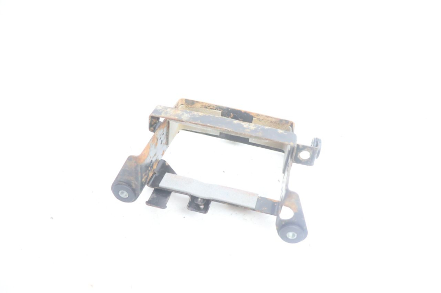 photo de CAJA BATERIA SUZUKI DR S 600 (1985 - 1989) - Zoom estado de uso