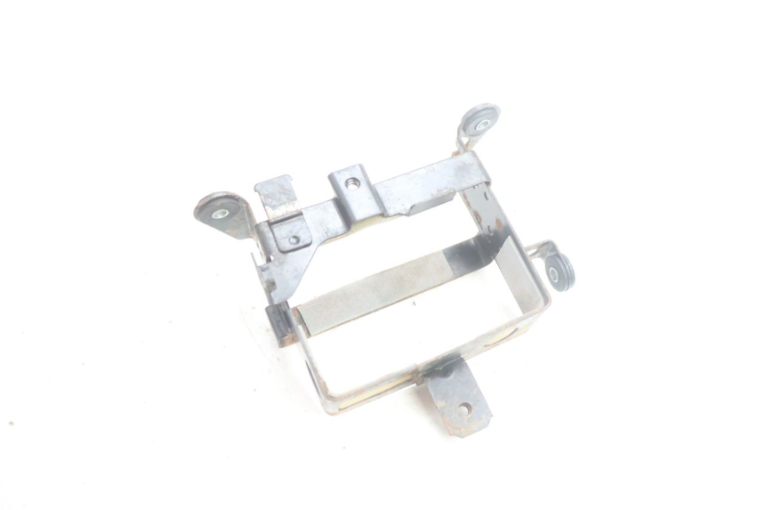 photo de CAJA BATERIA SUZUKI DR S 600 (1985 - 1989) - Primer plano técnico