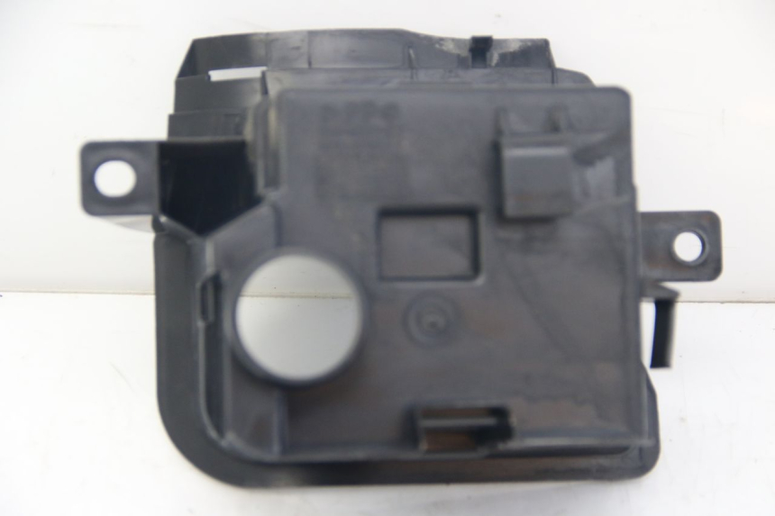 photo de BANDEJA DE BATERíA YAMAHA D'ELIGHT DELIGHT 125 (2017 - 2020) - Primer plano técnico