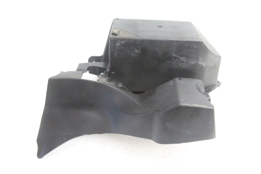 photo de CAJÓN DE BATERÍA KAWASAKI ER-6 ER6 F ABS 650 (2012 - 2016) - Primer plano técnico