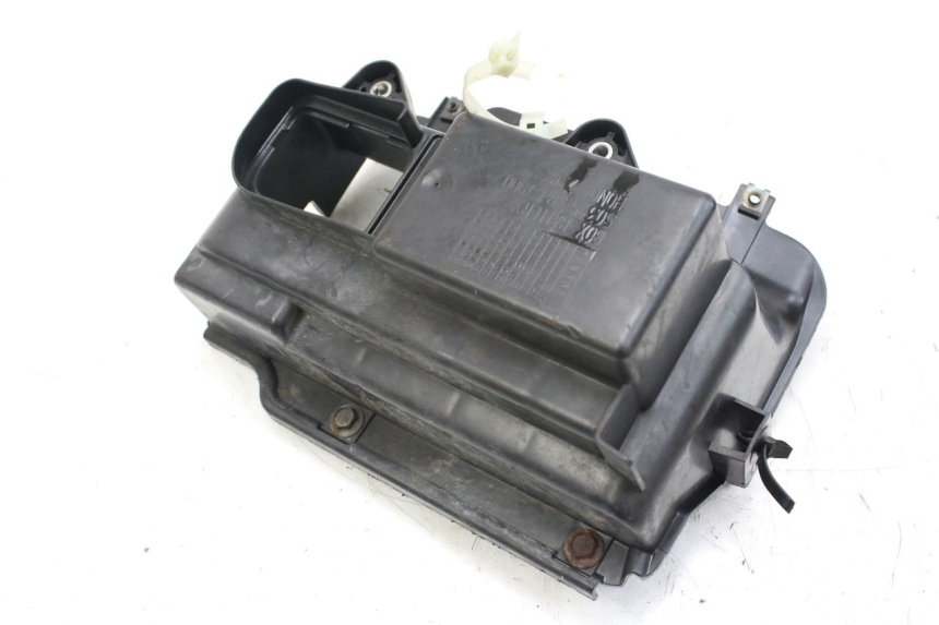 photo de BANDEJA DE BATERíA HONDA FES S-WING SWING ABS 125 (2007 - 2015) - Primer plano técnico