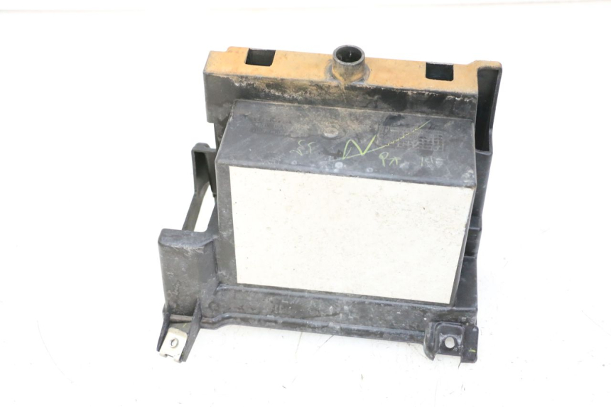 photo de CAJA BATERIA HONDA FORZA ABS 300 (2013 - 2017) - Zoom estado de uso