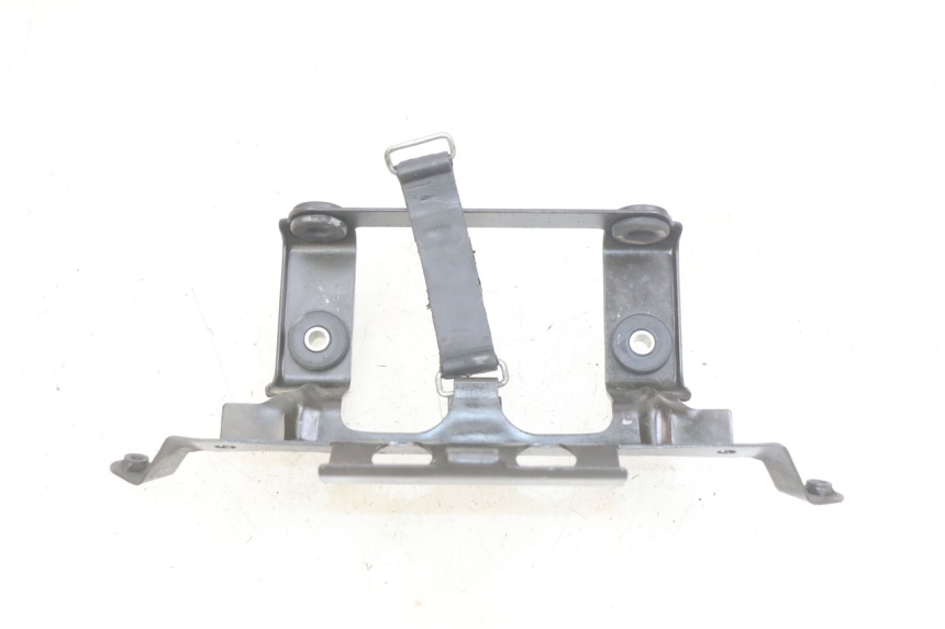 photo de BANDEJA DE BATERíA YAMAHA FZS FAZER 600 (1998 - 2001) - Otra perspectiva