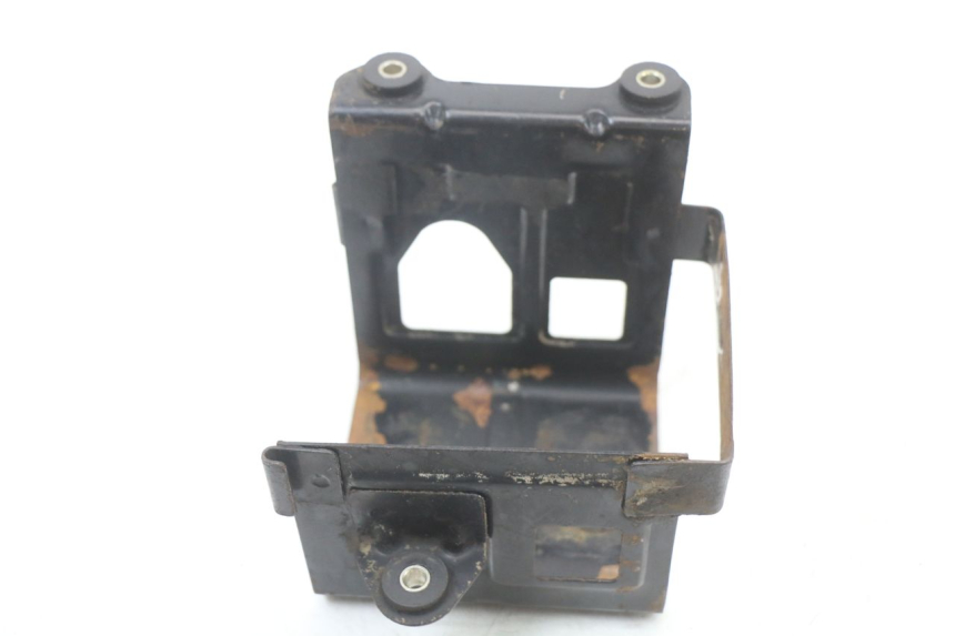 photo de CAJA BATERIA SUZUKI GSX E 250 (1982 - 1983) - Detalle de la pieza