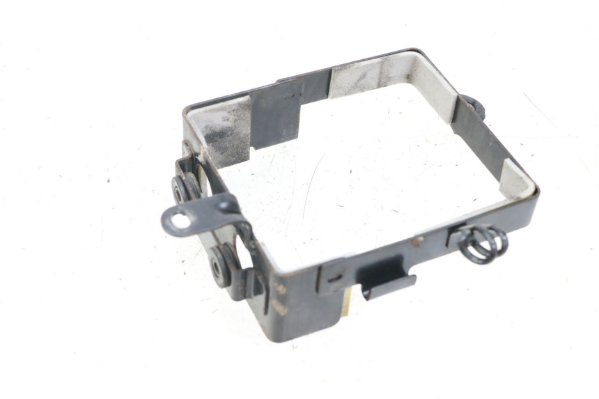 photo de CAJA BATERIA SUZUKI GZ MARAUDER 125 (1998 - 2004) - Detalle de la pieza
