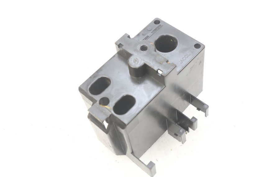 photo de CAJA BATERIA PEUGEOT LUDIX BLASTER 50 (2006 - 2014) - Detalle de la pieza
