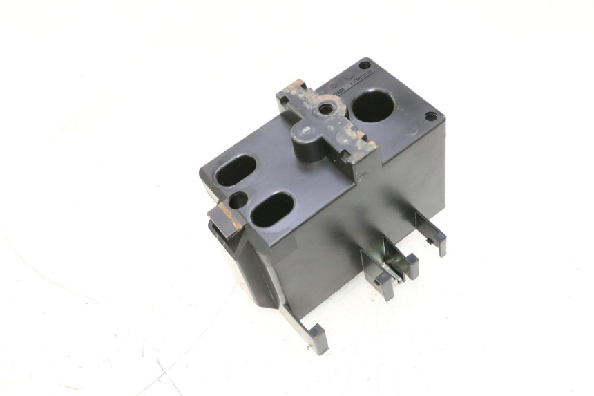 photo de CAJA BATERIA PEUGEOT LUDIX ONE 50 (2004 - 2013) - Detalle de la pieza