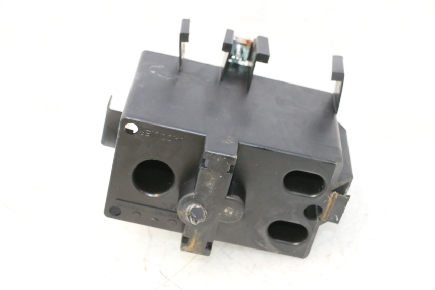 photo de CAJA BATERIA PEUGEOT LUDIX PRO 2T 50 (2010 - 2017) - Primer plano técnico