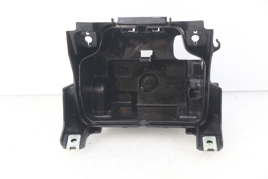 photo de CAJA BATERIA HONDA PCX (JF57/JF64) 125 (2014 - 2018) - Primer plano técnico