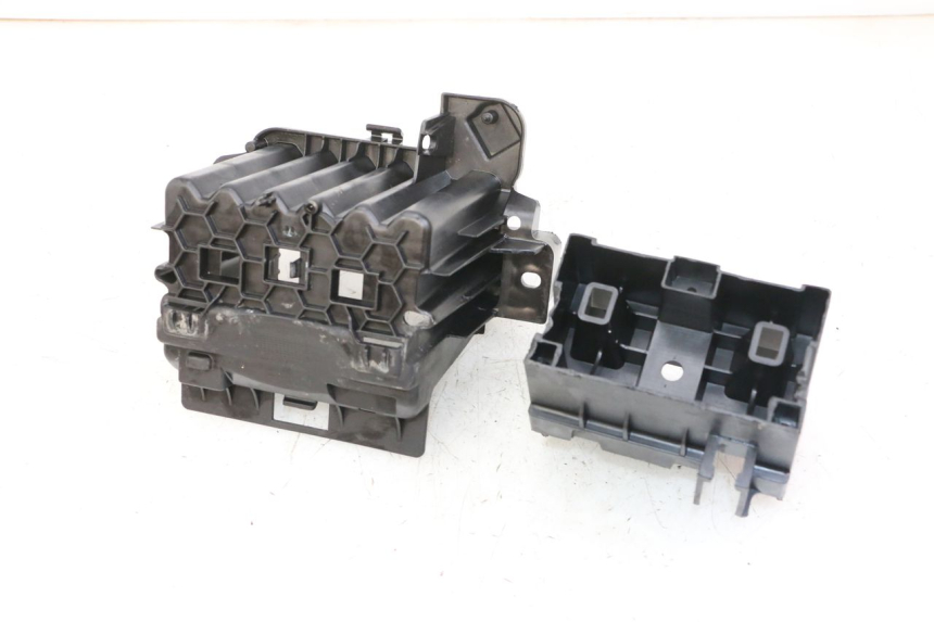 photo de BANDEJA DE BATERíA PEUGEOT CITYSTAR 2T 50 (2018 - 2021) - Otra perspectiva