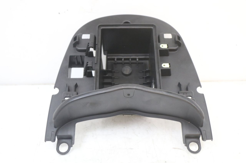 photo de BANDEJA DE BATERÍA PEUGEOT DJANGO 125 (2014 - 2017) - Otra perspectiva