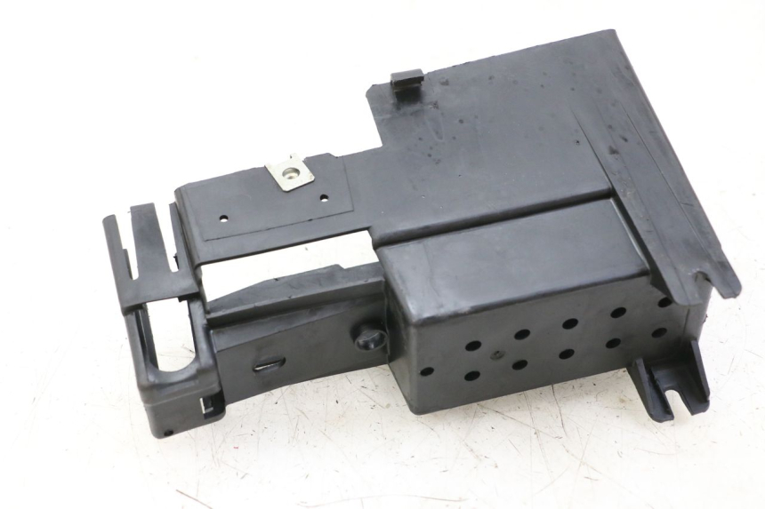 photo de CAJA BATERIA PEUGEOT TREKKER TKR 50 (2005 - 2014) - Detalle de la pieza