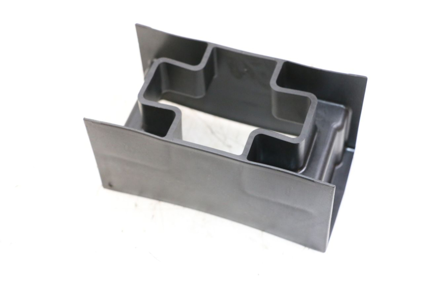 photo de CAJA BATERIA PIAGGIO NRG POWER PUREJET 50 (2018 - 2021) - Zoom estado de uso