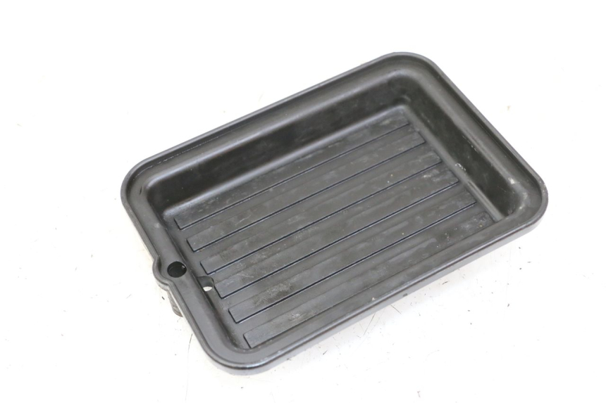 photo de CAJA BATERIA PIAGGIO VESPA GRANTURISMO 200 (2004 - 2005) - Detalle de la pieza