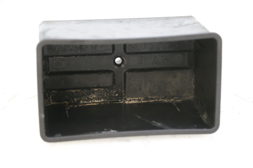 photo de CAJA DE BATERÍA PIAGGIO VESPA S 2T 50 (2007 - 2014) - Zoom estado de uso