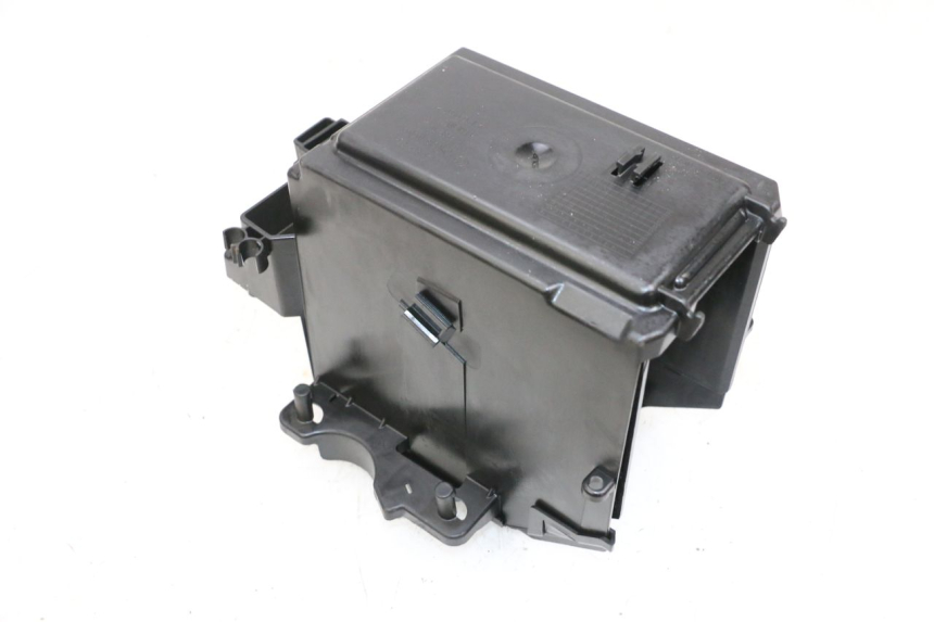 photo de CAJA BATERIA BMW R GS 1250 (2021 - 2024) - Estado de la superficie y material