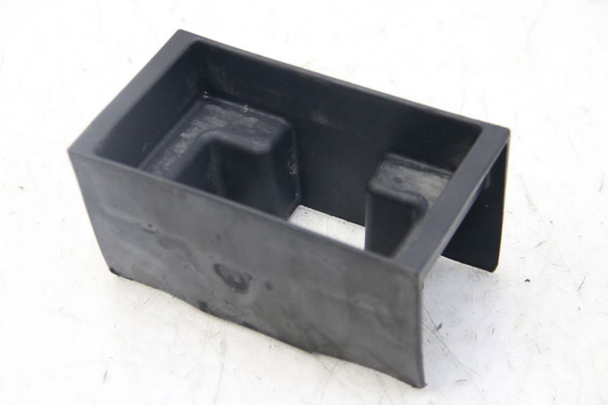 photo de BANDEJA DE BATERÍA GILERA RUNNER SP 50 (2009 - 2017) - Detalle de la pieza