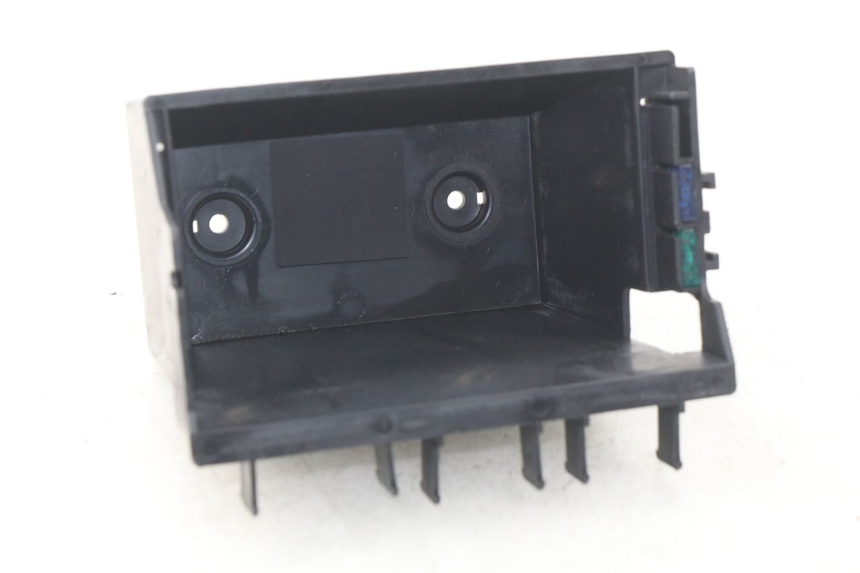 photo de CAJA DE BATERÍA DAELIM S2 FI 125 (2008 - 2017) - Zoom estado de uso