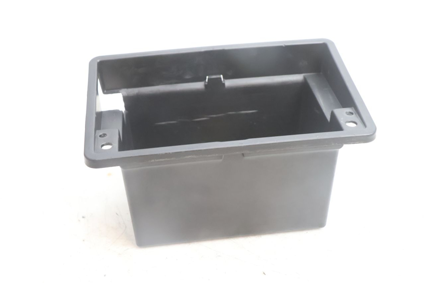 photo de CAJA BATERIA JM MOTORS SANTANA EVO 50 (2024 - 2026) - Vista principal