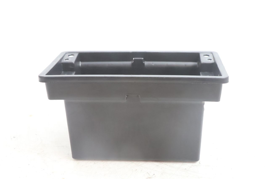 photo de CAJA BATERIA JM MOTORS SANTANA EVO 50 (2024 - 2026) - Zoom estado de uso