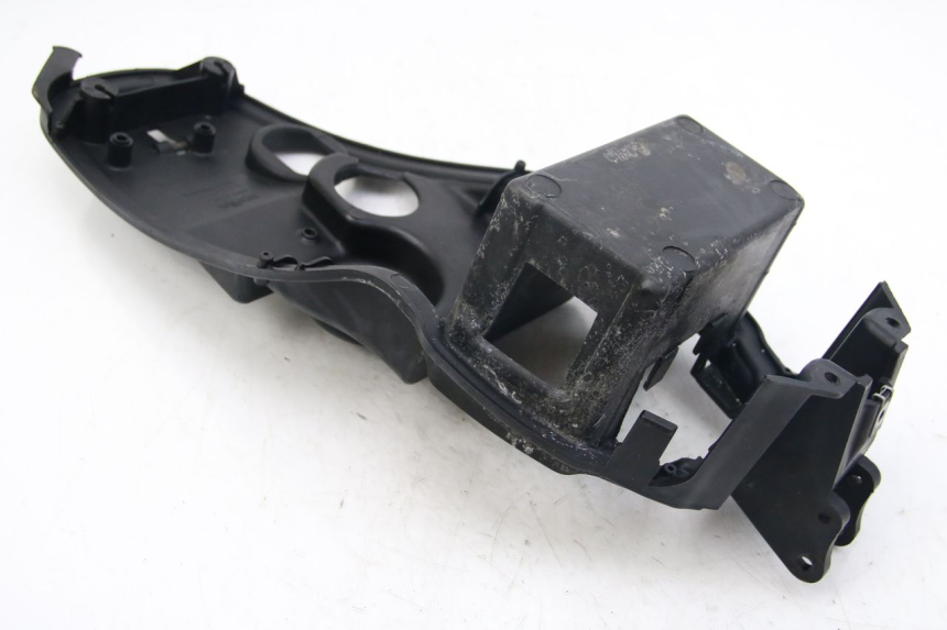 photo de BANDEJA DE BATERíA APRILIA SCARABEO 4T 50 (2009 - 2017) - Otra vista del artículo