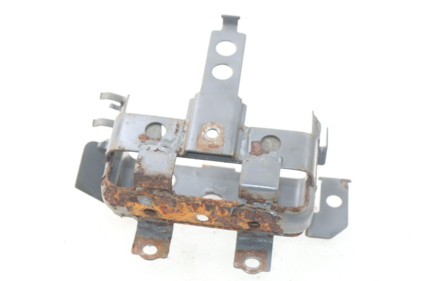 photo de BANDEJA DE BATERÍA HONDA SCV LEAD 100 (2003 - 2007) - Detalle de la pieza