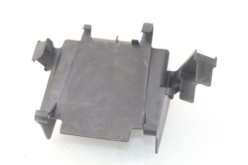 photo de CAJA BATERIA HONDA SES DYLAN 125 (2002 - 2006) - Detalle de la pieza