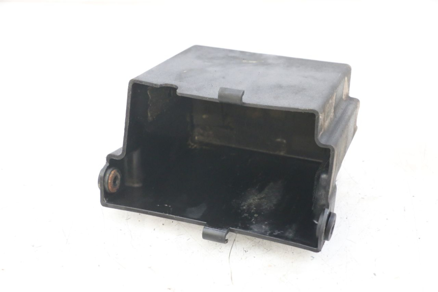 photo de CAJA DE BATERÍA TRIUMPH SPEED TRIPLE T301 900 (1994 - 1996) - Zoom estado de uso