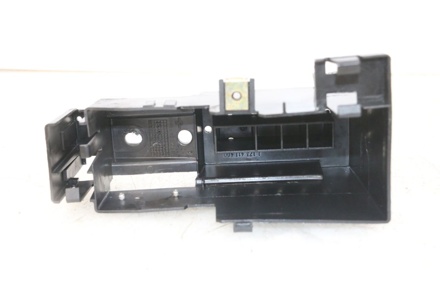 photo de CAJA BATERIA PEUGEOT SPEEDFIGHT 2 LC 50 (2000 - 2009) - Otra perspectiva