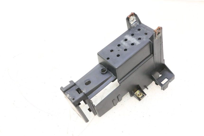 photo de CAJA DE BATERÍA PEUGEOT SPEEDFIGHT LC 50 (1996 - 2002) - Zoom estado de uso