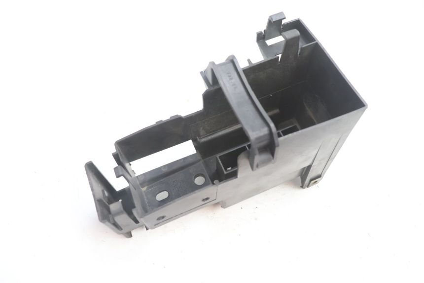 photo de CAJA DE BATERÍA PEUGEOT SPEEDFIGHT LC 50 (1996 - 2002) - Zoom estado de uso