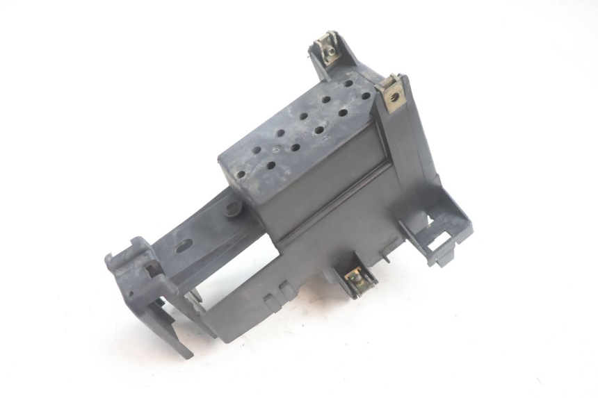 photo de CAJA DE BATERÍA PEUGEOT SPEEDFIGHT LC 50 (1996 - 2002) - Primer plano técnico