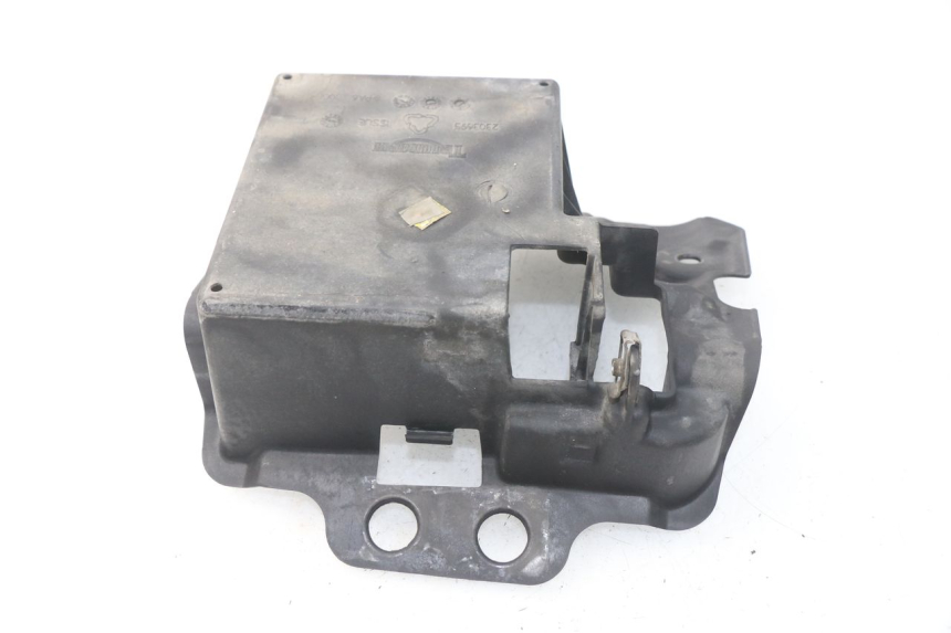 photo de CAJA BATERIA TRIUMPH SPRINT ST ABS 1050 (2005 - 2007) - Zoom estado de uso