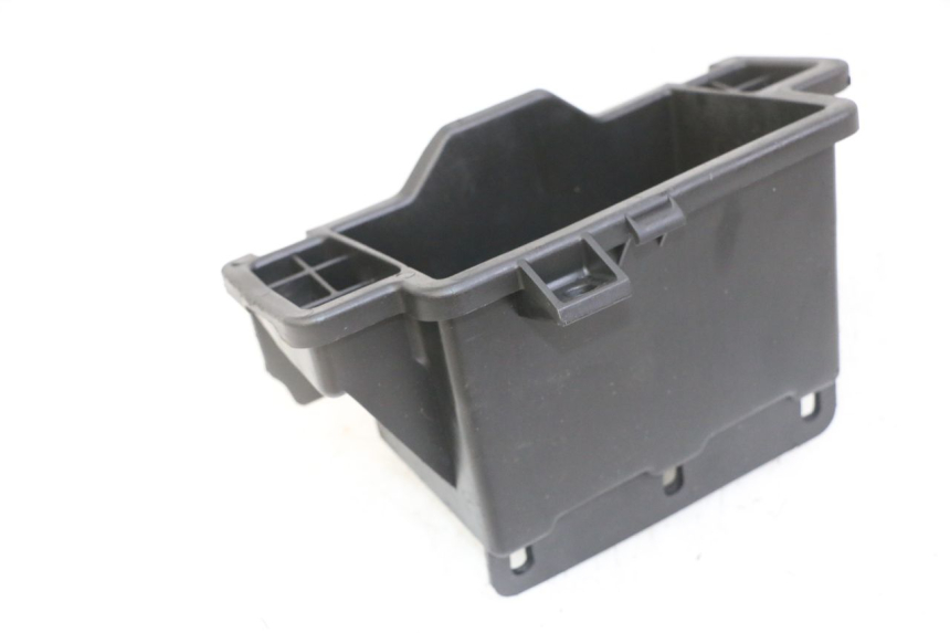 photo de CAJA BATERIA PIAGGIO SUPER LX 125 (2000 - 2003) - Otra perspectiva