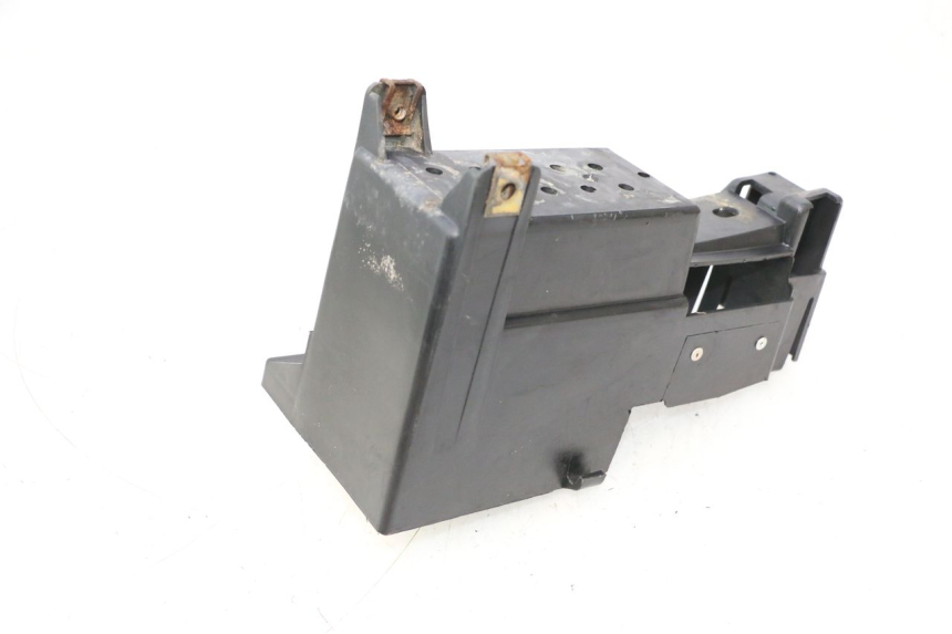 photo de CAJA BATERIA PEUGEOT TREKKER 50 (1995 - 2004) - Detalle de la pieza