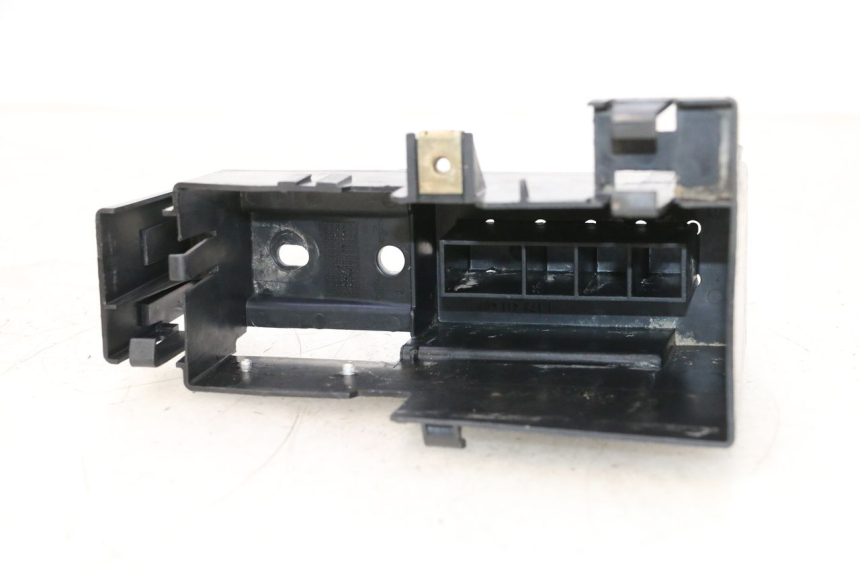 photo de CAJA BATERIA PEUGEOT TREKKER 50 (1995 - 2004) - Otra perspectiva