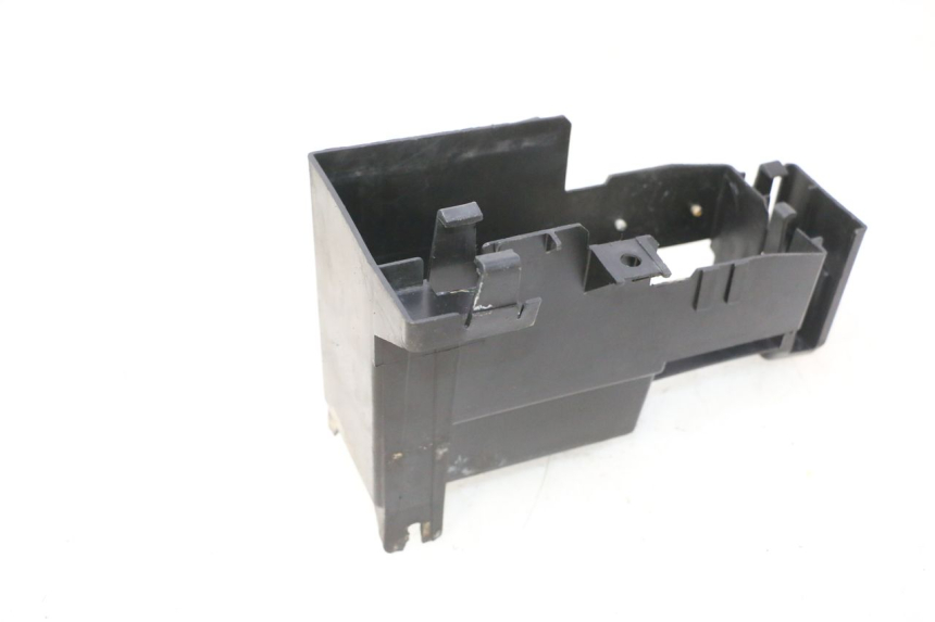 photo de CAJA BATERIA PEUGEOT TREKKER 50 (1995 - 2004) - Otra perspectiva
