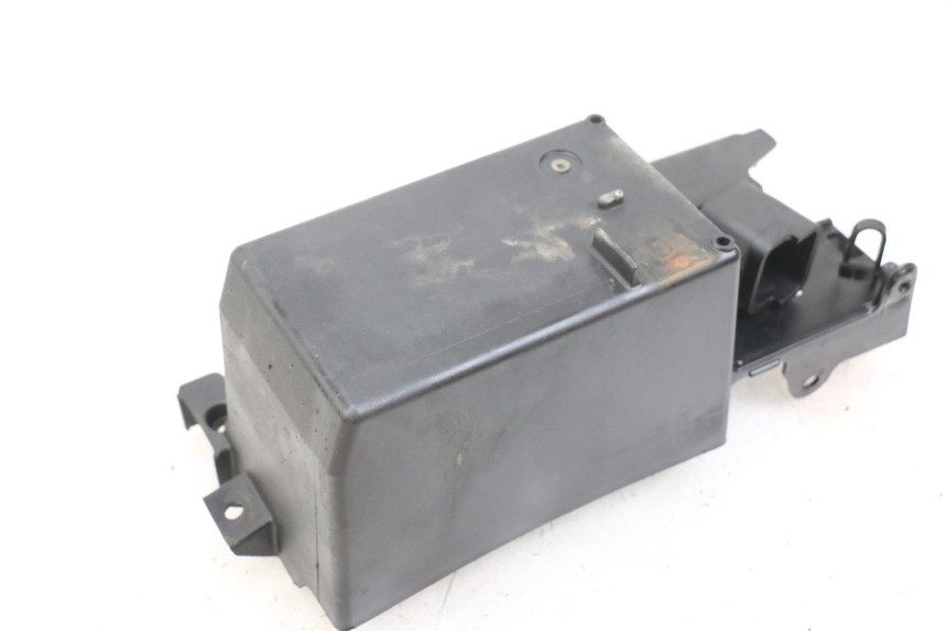photo de CAJA DE BATERÍA KAWASAKI VERSYS ABS 650 (2015 - 2018) - Detalle de la pieza