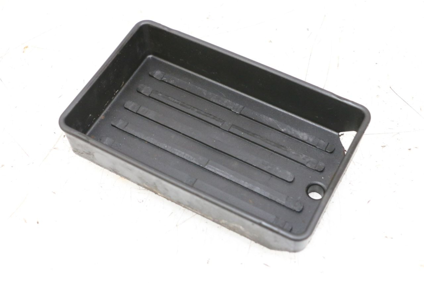 photo de CAJA BATERIA PIAGGIO VESPA GTS SUPER IE 125 (2009 - 2016) - Vista principal