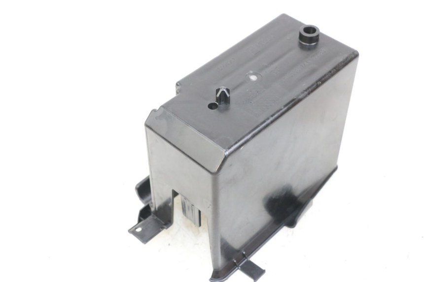 photo de CAJA BATERIA PIAGGIO VESPA PRIMAVERA 4T 50 (2021 - 2024) - Detalle de la pieza