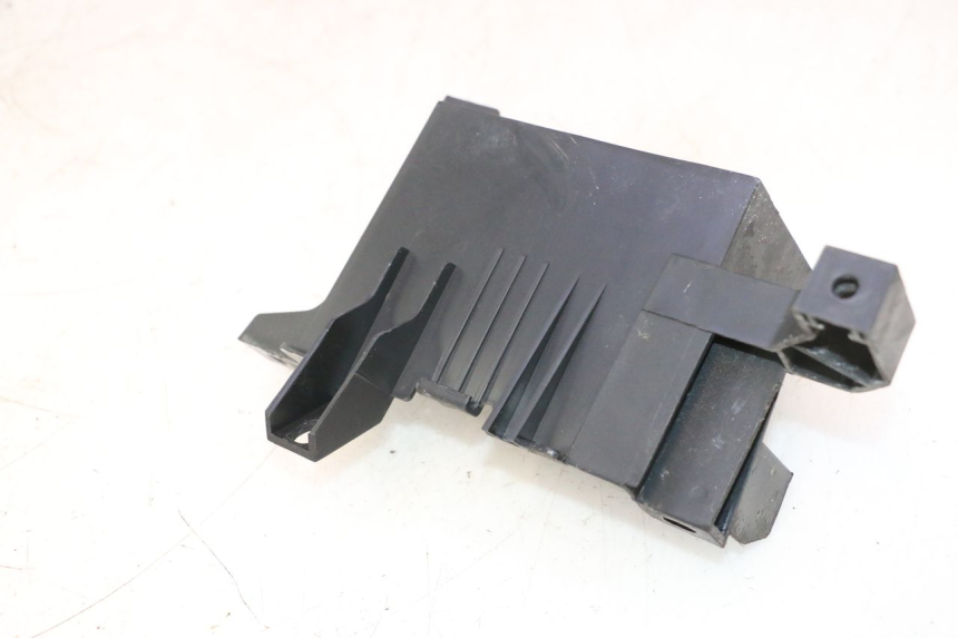 photo de BANDEJA DE BATERíA PEUGEOT VIVACITY NEW 2T 50 (2008 - 2017) - Detalle de la pieza