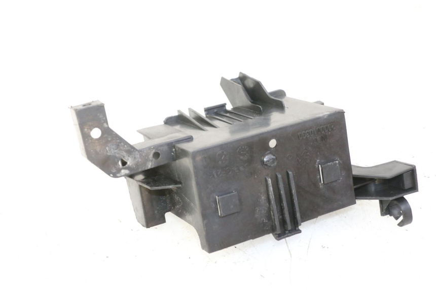 photo de BANDEJA DE BATERíA PEUGEOT VIVACITY NEW 4T 50 (2008 - 2017) - Detalle de la pieza