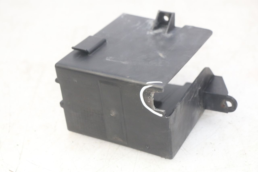 photo de CAJA DE BATERÍA DAELIM VL DAYSTAR 125 (2000 - 2011) - Primer plano técnico