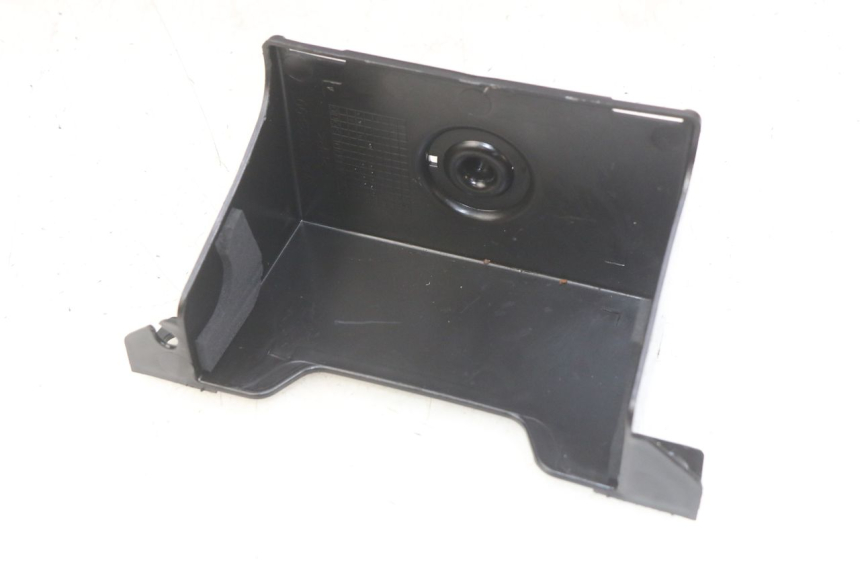 photo de BANDEJA DE BATERíA YAMAHA X-MAX XMAX 125 (2010 - 2013) - Zoom estado de uso