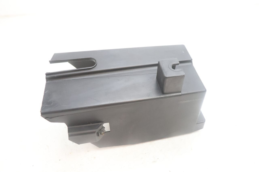 photo de CAJA DE BATERÍA YAMAHA XMAX X-MAX 125 (2006 - 2009) - Otra perspectiva