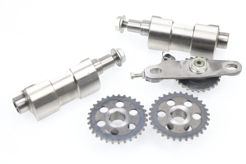 photo de SOPORTE MOTOR SUZUKI DR DJEBEL 600 (1985 - 1990) - Otra perspectiva