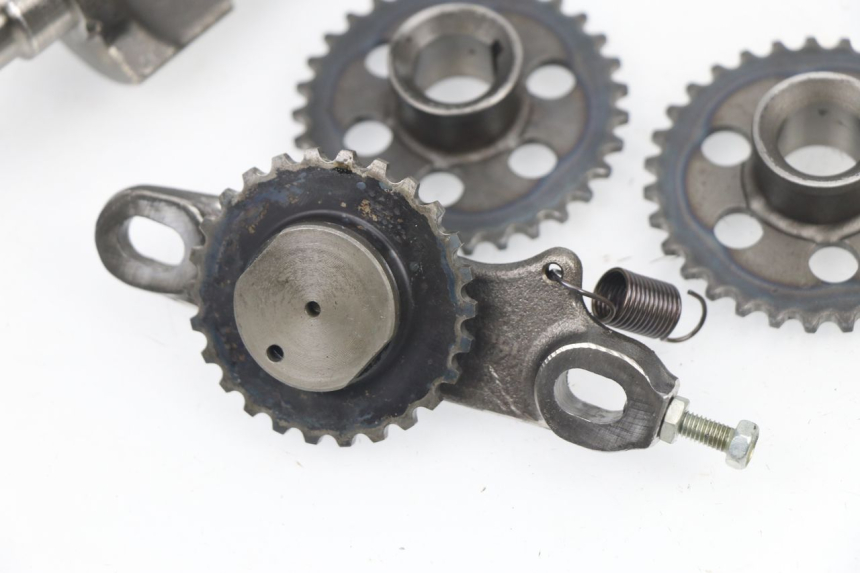 photo de SOPORTE MOTOR SUZUKI DR DJEBEL 600 (1985 - 1990) - Primer plano técnico