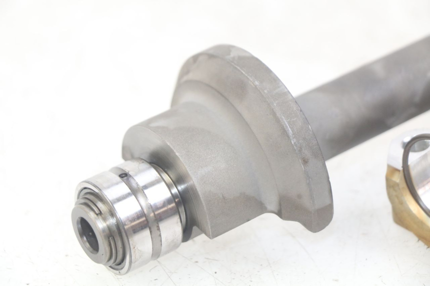 photo de BALANCEADOR DEL MOTOR TRIUMPH SPRINT ST 955 (1999 - 2001) - Detalles de los puntos de fijación