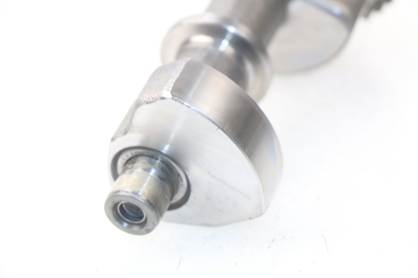 photo de SOPORTE MOTOR YAMAHA TDM ABS 900 (2002 - 2014) - Detalles de los puntos de fijación