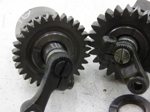 photo de SOPORTE MOTOR YAMAHA FJR 1300 (2004 - 2005) - Zoom estado de uso